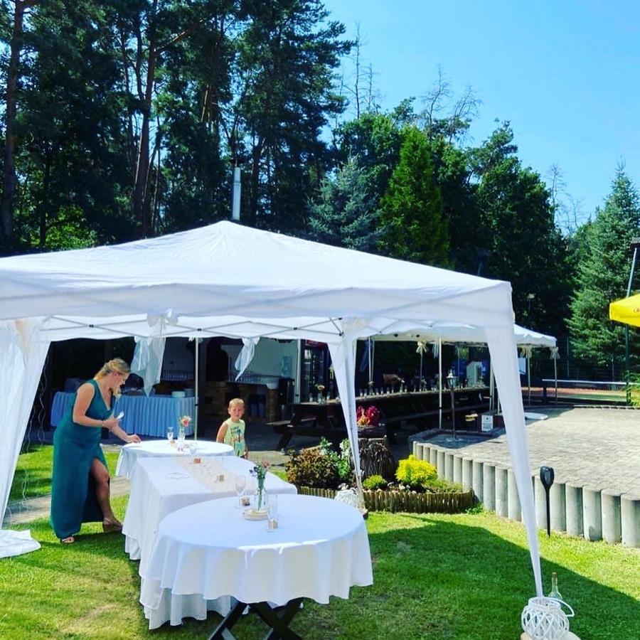 Hotel Penzion Parkur Hrobice Zewnętrze zdjęcie