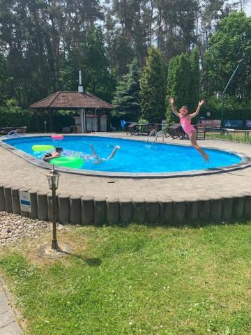 Hotel Penzion Parkur Hrobice Zewnętrze zdjęcie